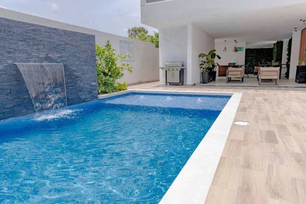 Moderno Y Acogedor Condominio En Zona Exclusiva サン・ペドロ・スーラ エクステリア 写真